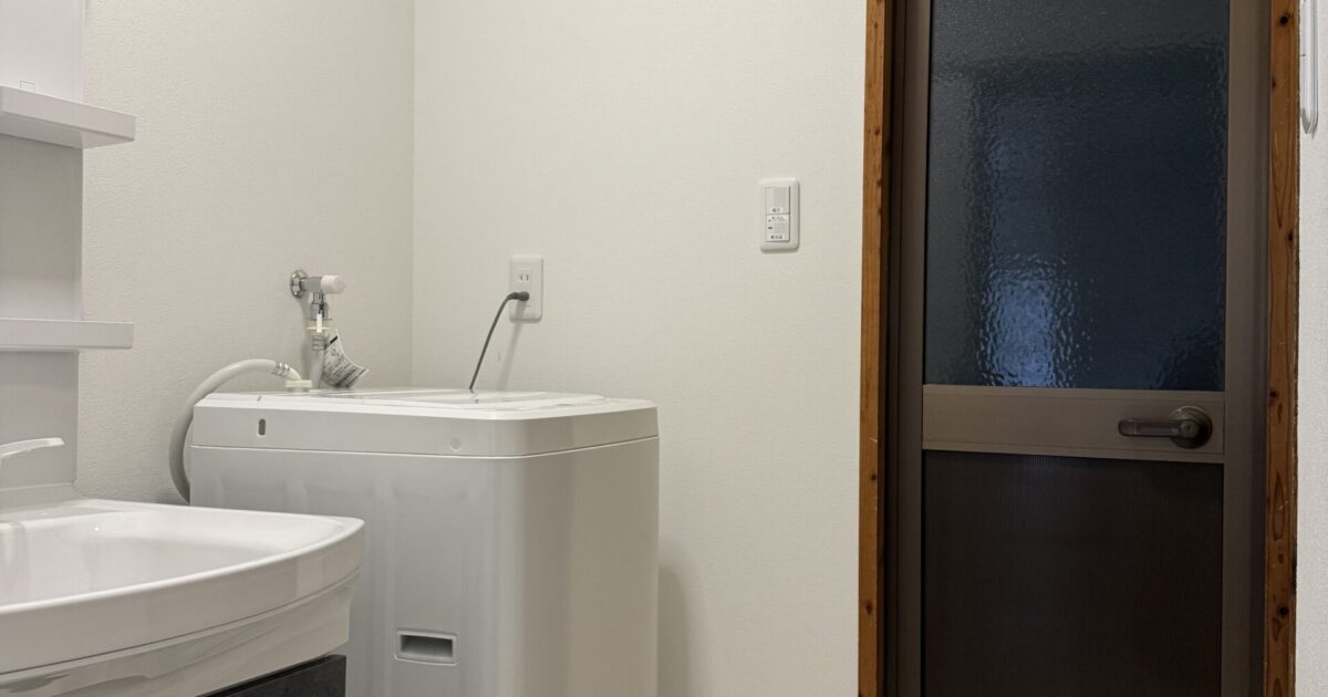 長めの宿泊中に使えるインジャミヴィラの洗濯機